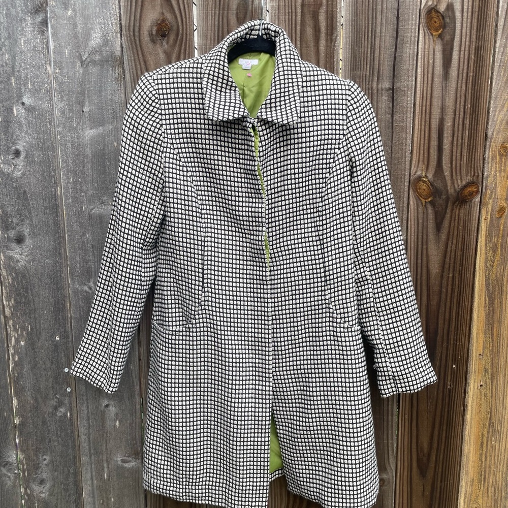Apt. 9 Black and White Trench Coat with Modern Tailoring